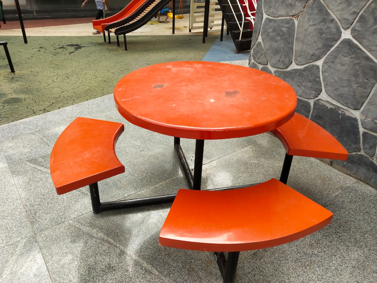 Circular Table set Fibre