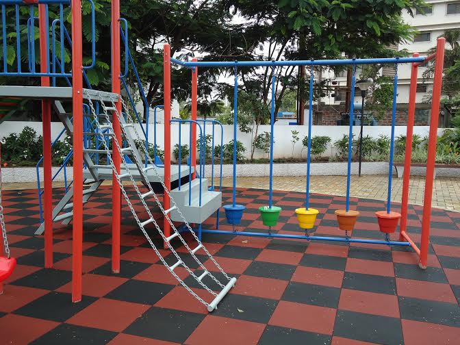 LPE148 - Chain climber