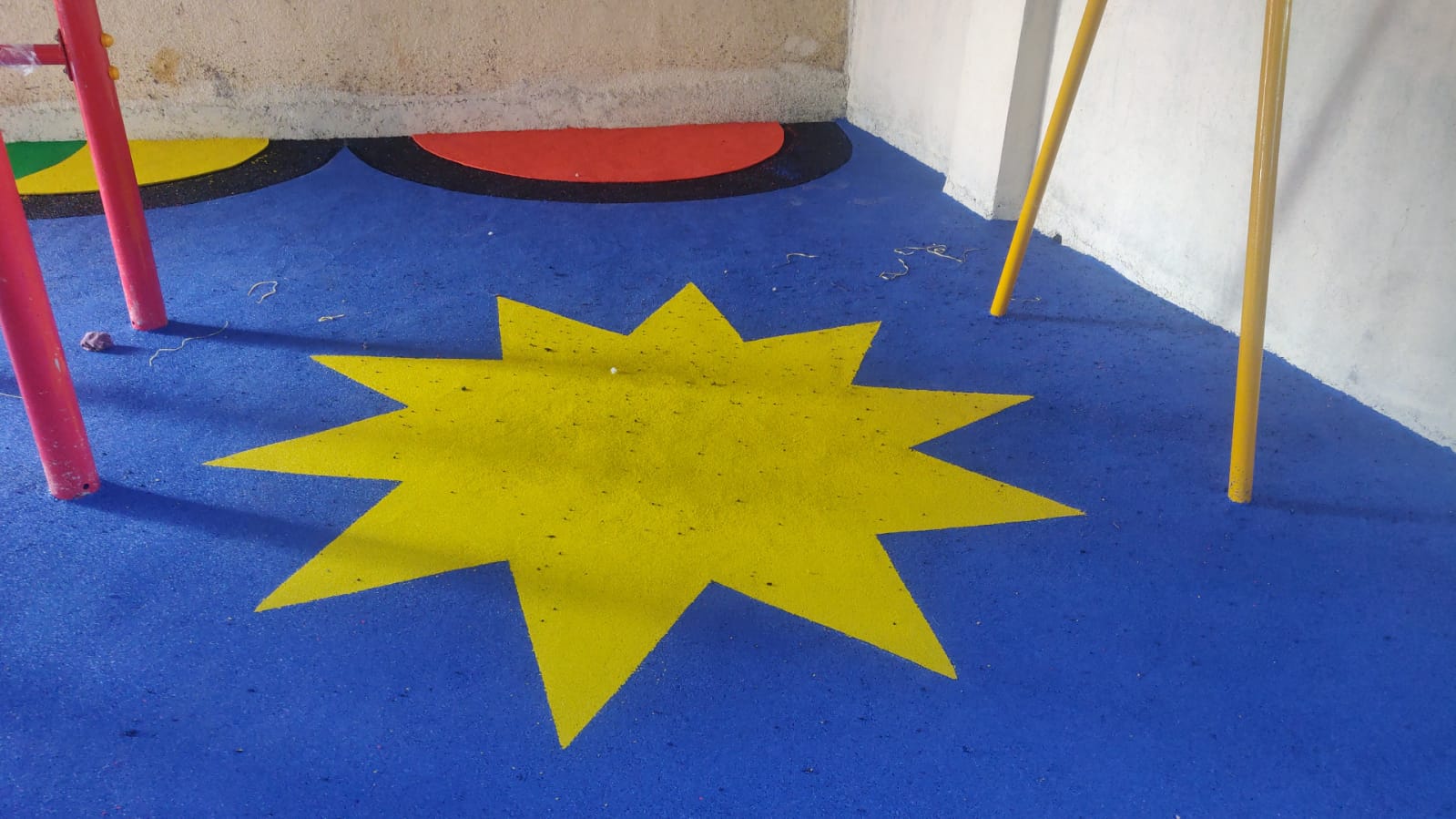 Star shape flooring